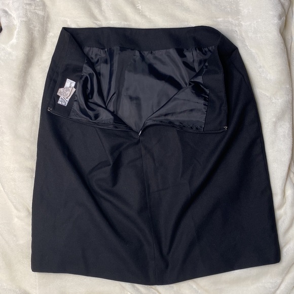 Dressbarn Black Skirt size 12 - Picture 5 of 7